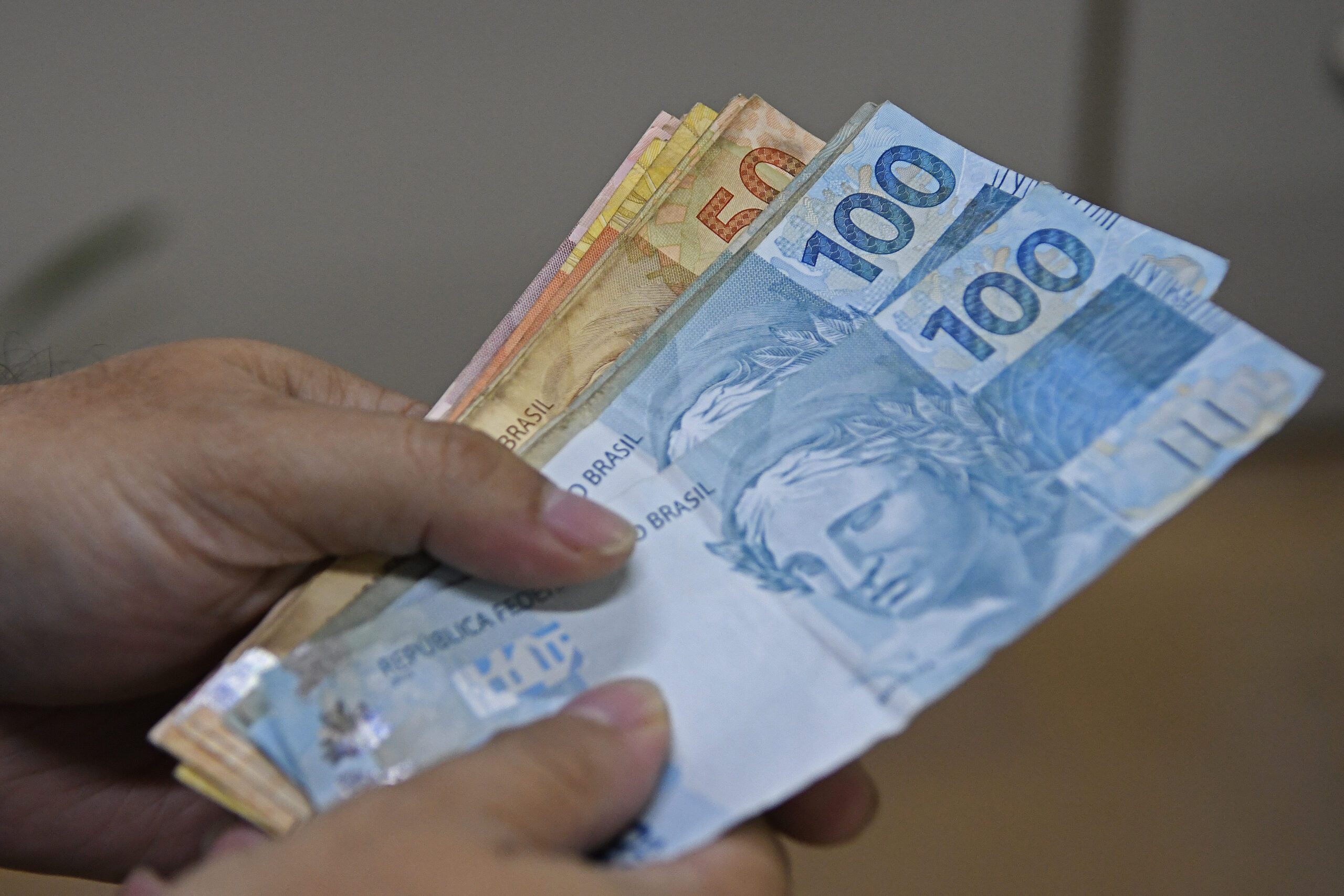 Dinheiro-Nota-Premiada-Foto-Bruno-Rezende