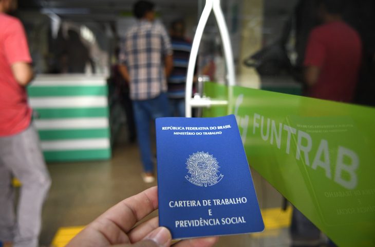 Funtrab-Carteira-de-Trabalho-Foto-Bruno-Rezende-04-730x480
