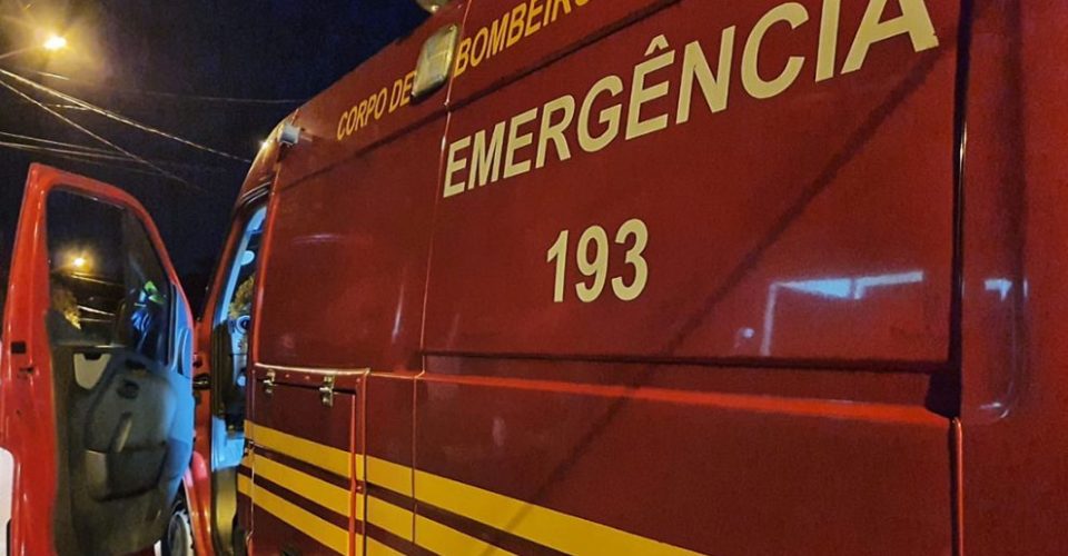 11982_viatura-bombeiros-noturna-11-janeiro-2021-soi-notii-ciaslucas-torres-990x556-1-qxz1hb4lo3gr92blmcbal