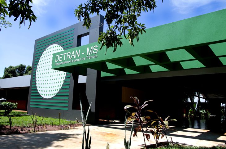 fachada-interna-detran-1-foto-rachid-waqued-730x480
