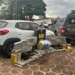 Veículo com quase meia tonelada de drogas é encontrado abandonado em rodovia