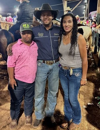 Matheus Cirilo vence categoria Fecha Rosca no 57º Encontro Estadual de Laço Comprido