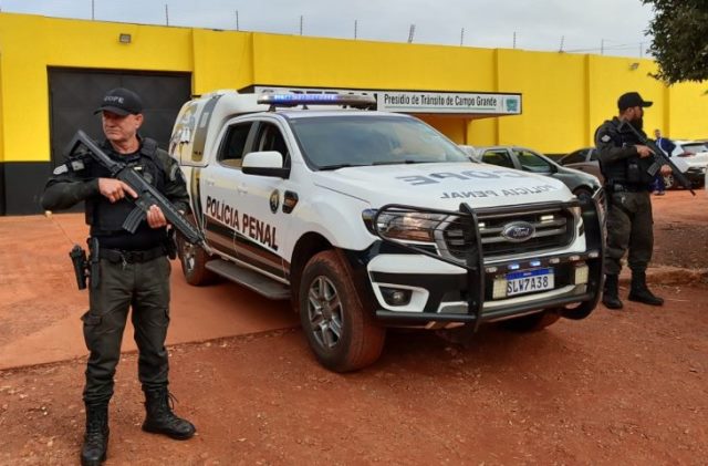 escolta-policia-penal1-e1729697047630-730x480