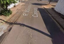 Vizinho pega facão para reclamar de crianças brincando na rua em MS