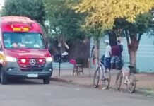 Jovem é morto a tiros dentro de residência