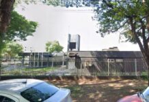 Vítima é cercada e agredida por três mulheres em praça em MS